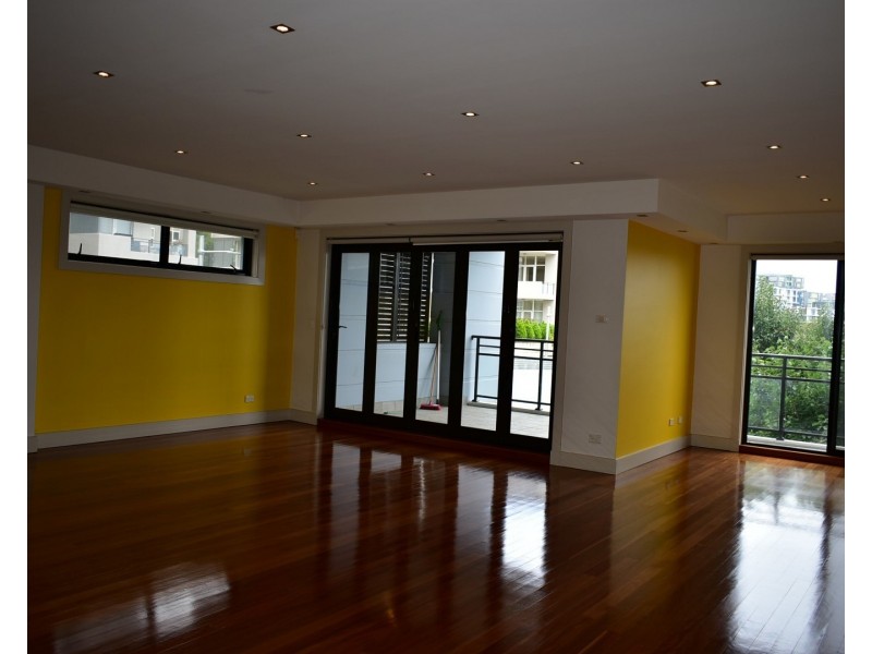 31/2 Bay Drive, Meadowbank NSW 2114