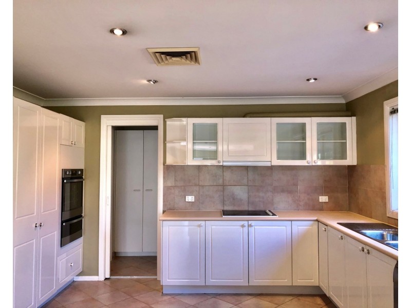 1/123 Oakes Road, Carlingford NSW 2118