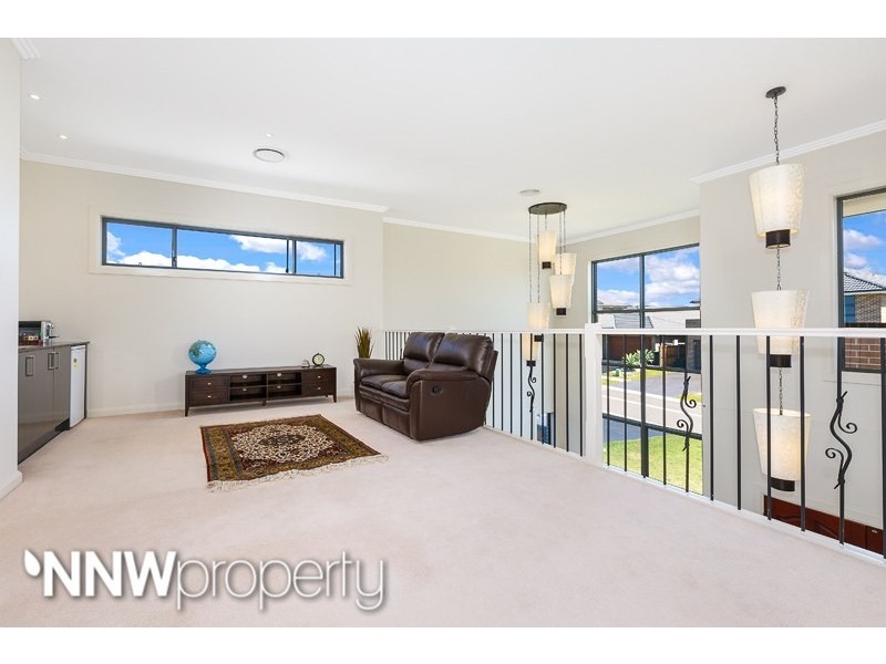 27 Graziers Way, Carnes Hill NSW 2171