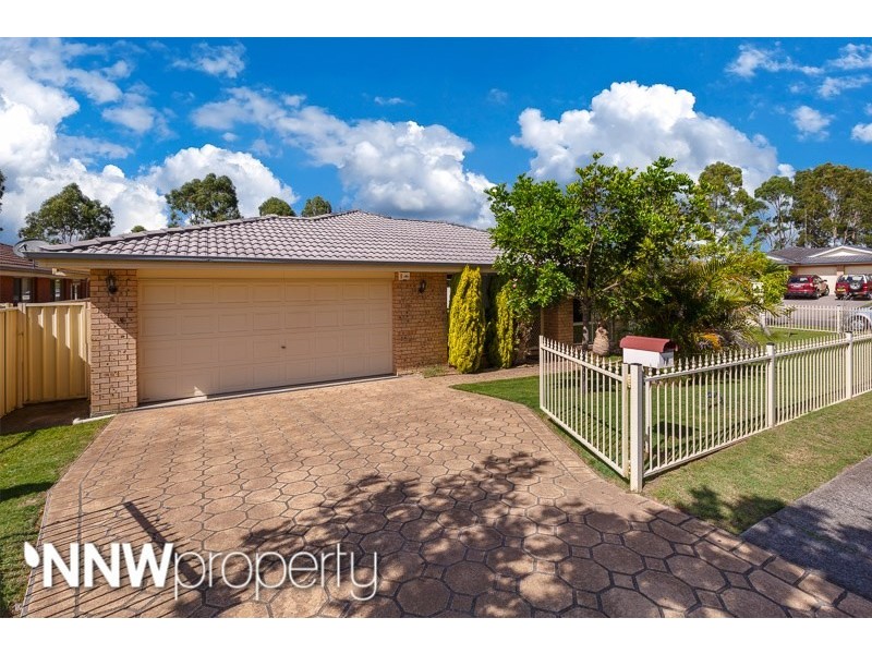14 Highcliff Close, Woongarrah NSW 2259