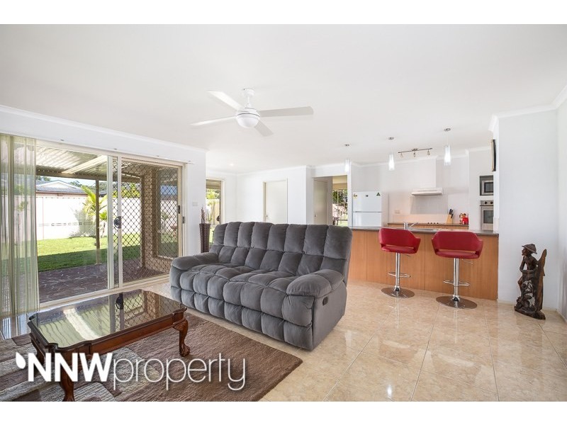 14 Highcliff Close, Woongarrah NSW 2259