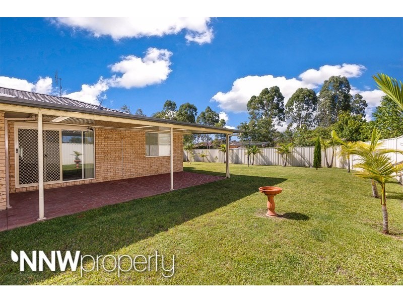 14 Highcliff Close, Woongarrah NSW 2259