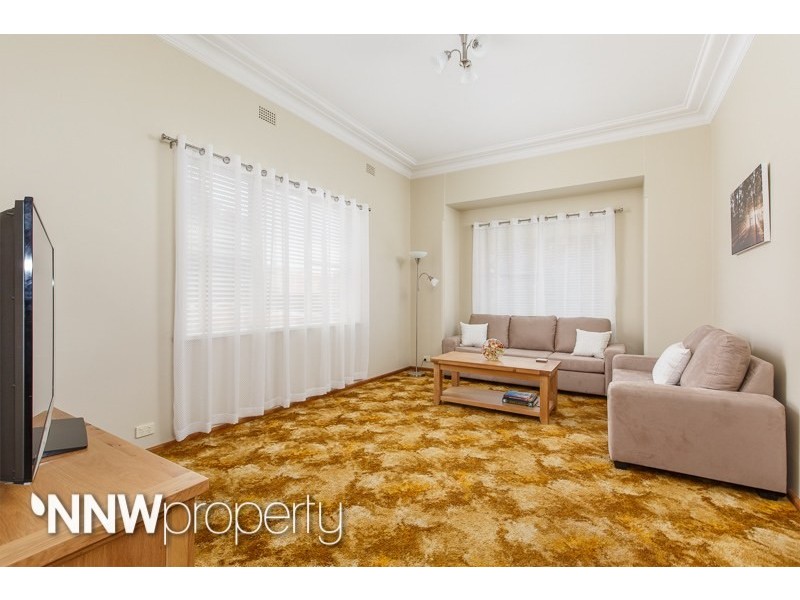 30 Lakeside Road, Eastwood NSW 2122