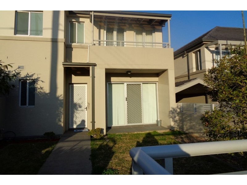 2/26 Bettington Road, Oatlands NSW 2117