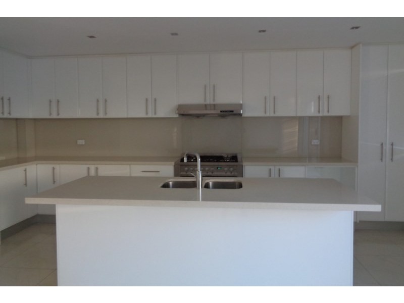 2/26 Bettington Road, Oatlands NSW 2117