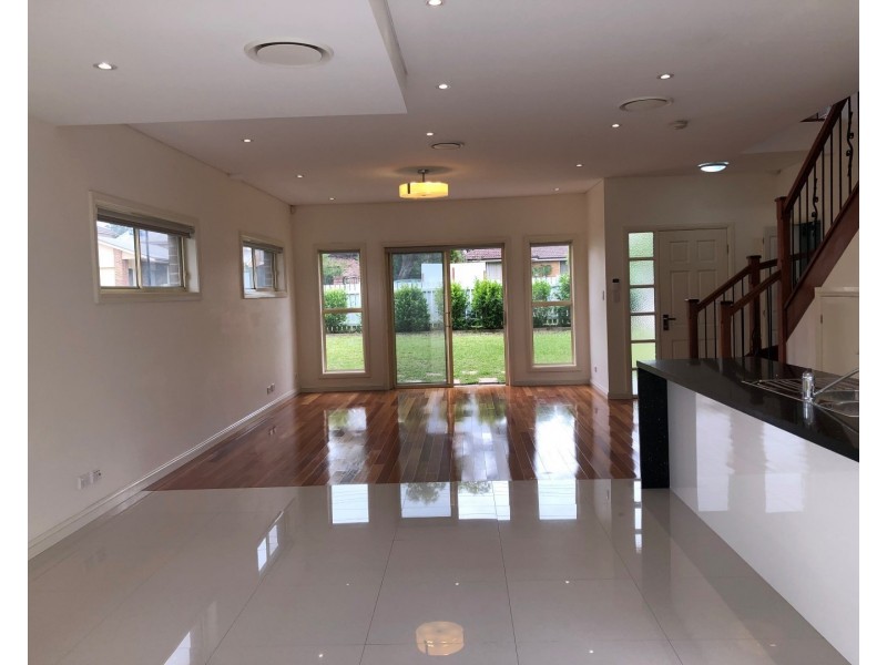 8 Willoughby Street, Epping NSW 2121