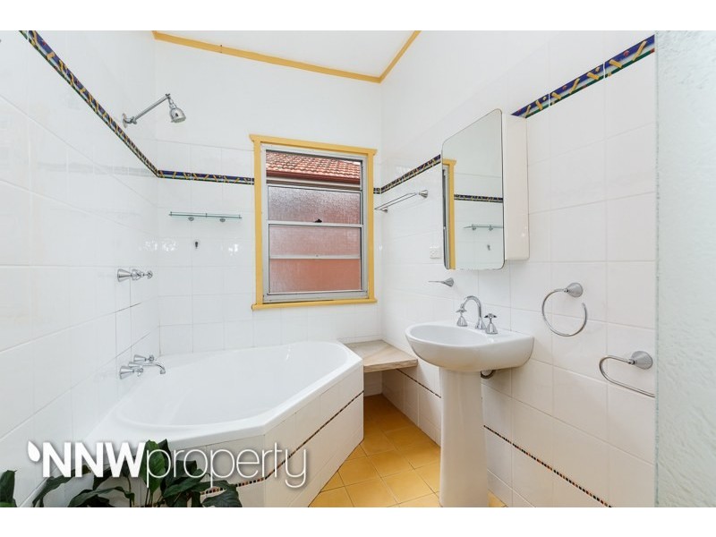 242 North Road, Eastwood NSW 2122