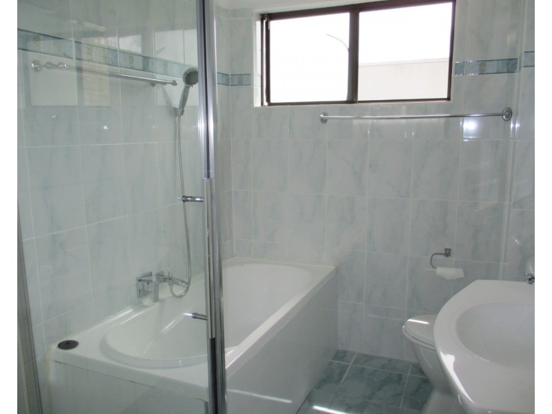 2/211-213 Waterloo Road, Marsfield NSW 2122