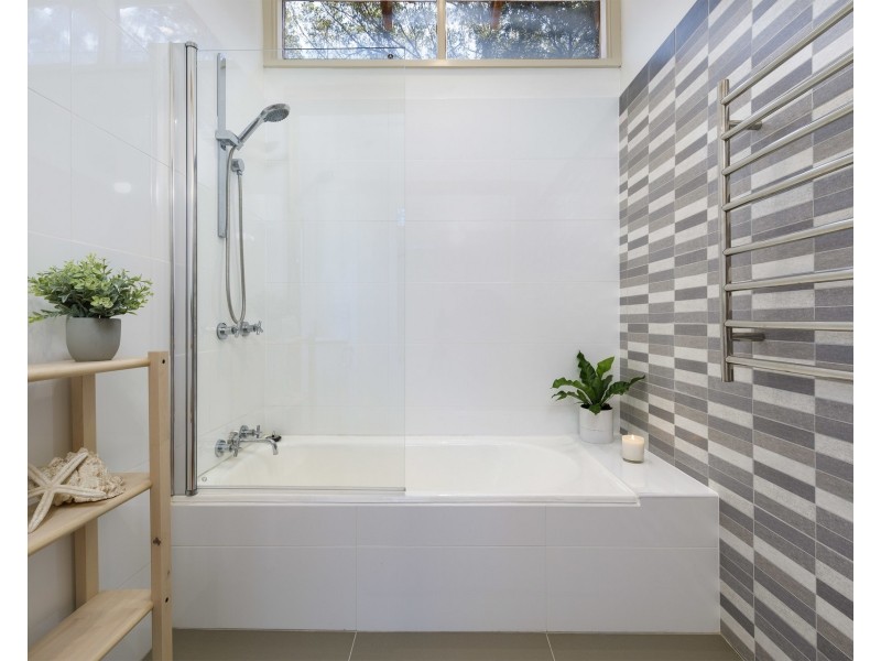 19 Yarralumla Drive, Carlingford NSW 2118