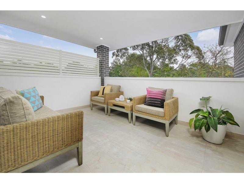 8A Raimonde Road, Eastwood NSW 2122