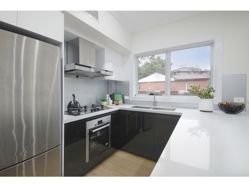 8A Raimonde Road, Eastwood NSW 2122