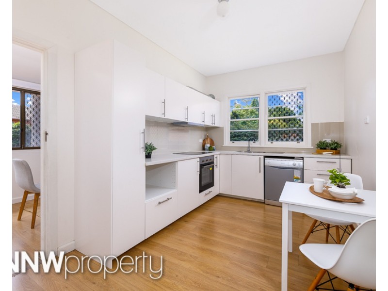 100 Wallalong Crescent, West Pymble NSW 2073