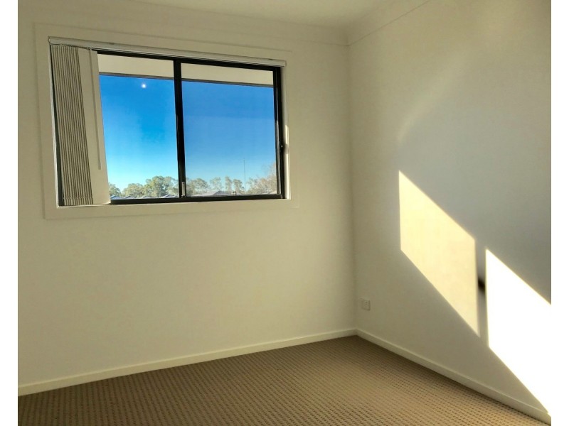 6 St Charbel Boulevard, Werrington NSW 2747