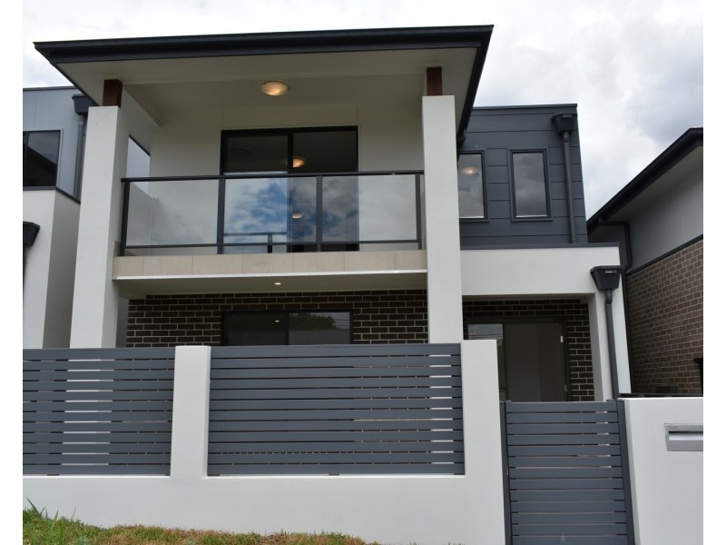 4 Hennesey Way, Kellyville NSW 2155