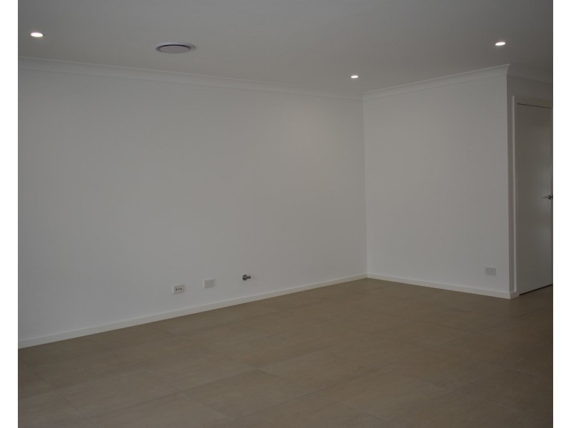 4 Hennesey Way, Kellyville NSW 2155