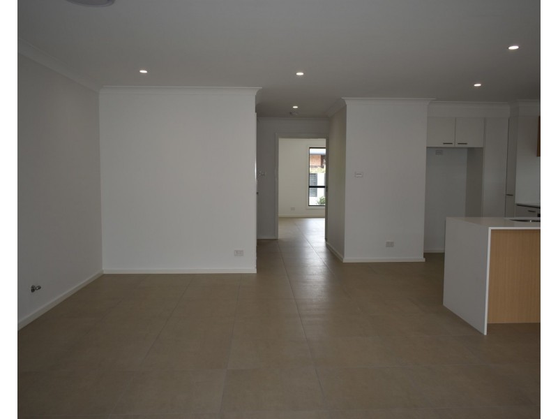 4 Hennesey Way, Kellyville NSW 2155