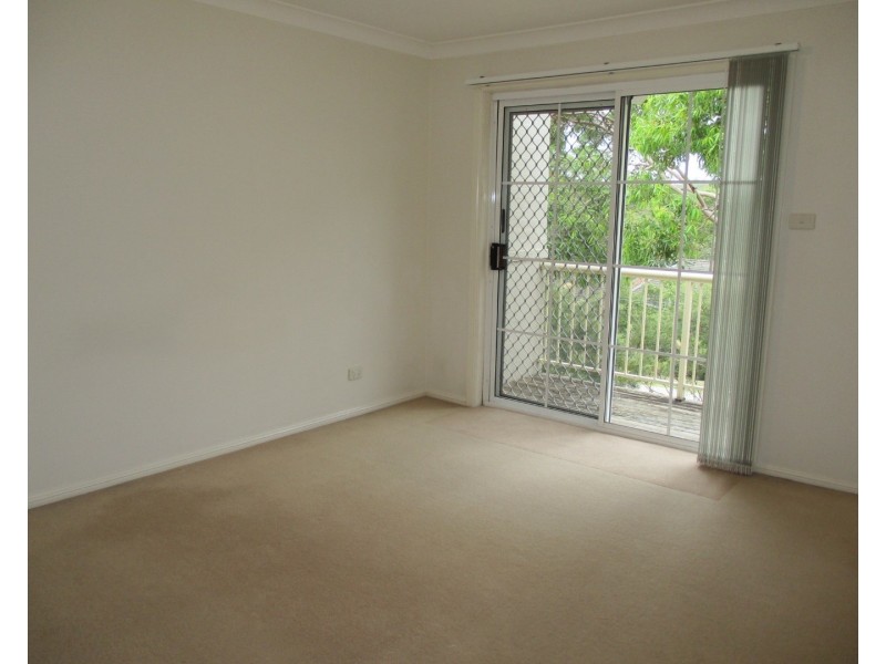2/1-5 Busaco Road, Marsfield NSW 2122