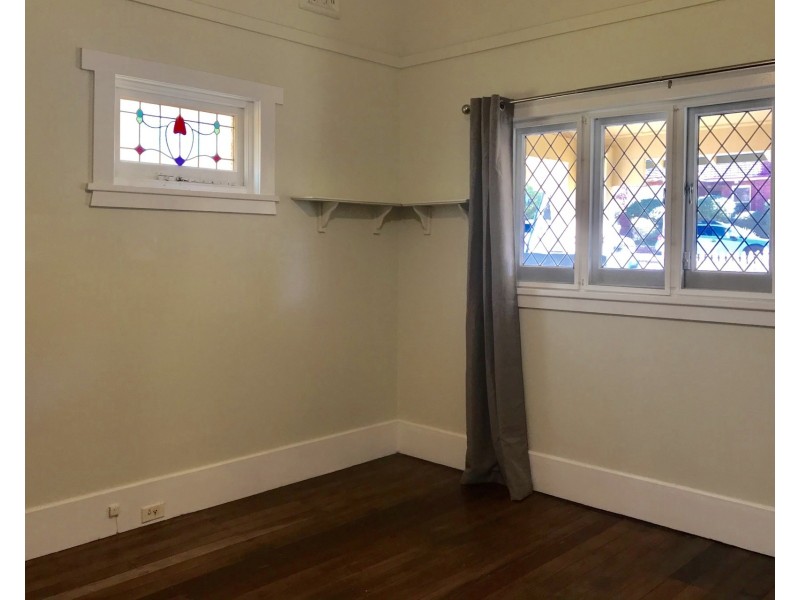 4 Wingate Avenue, Eastwood NSW 2122