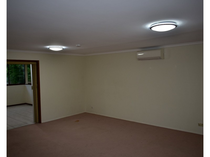 4 Lynden Avenue, Carlingford NSW 2118