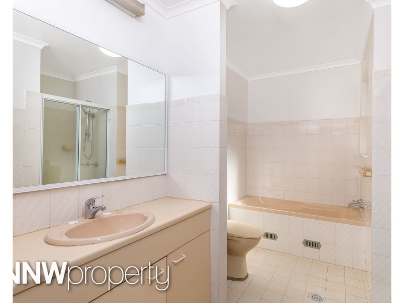 42/40 Strathalbyn Drive, Oatlands NSW 2117