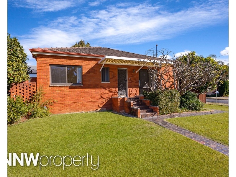 2 Beverley Crescent, Marsfield NSW 2122