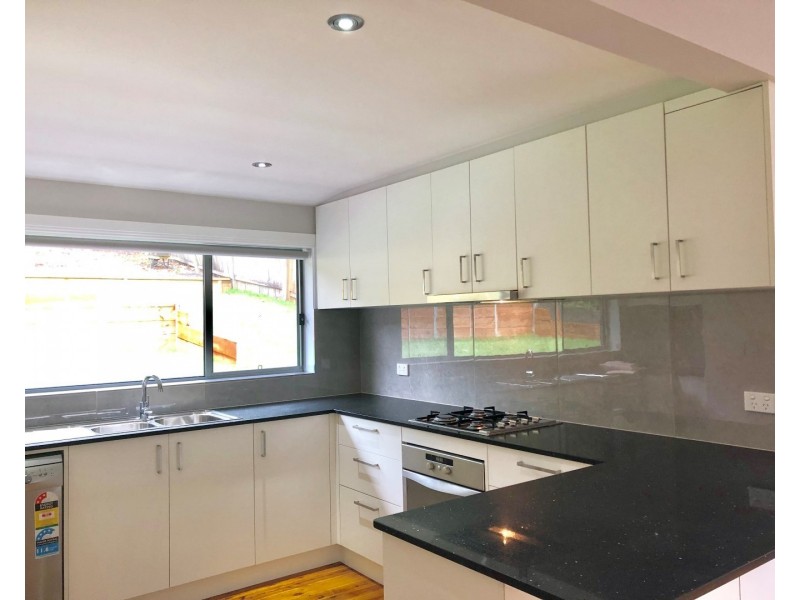 6 Sixth Avenue, Denistone NSW 2114