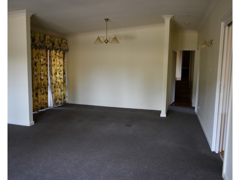 33 Snowdon Avenue, Carlingford NSW 2118