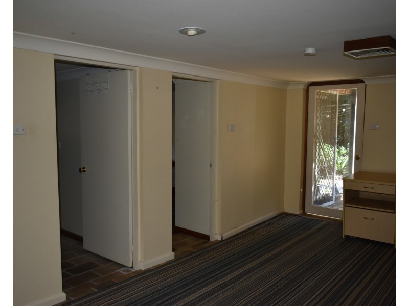 33 Snowdon Avenue, Carlingford NSW 2118