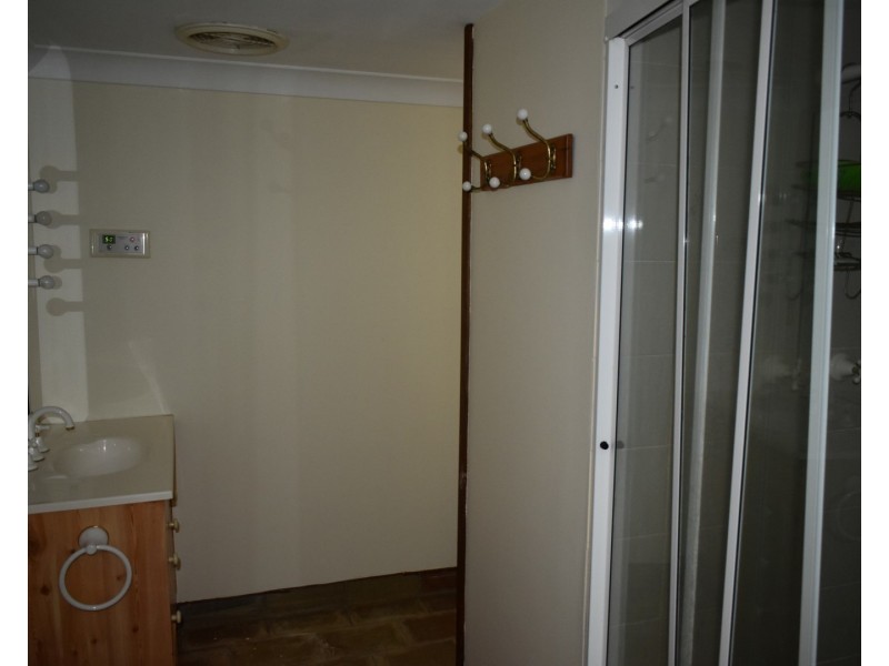 33 Snowdon Avenue, Carlingford NSW 2118