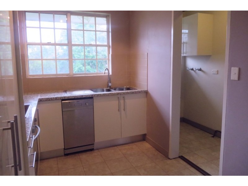 8/207 Waterloo Road, Marsfield NSW 2122