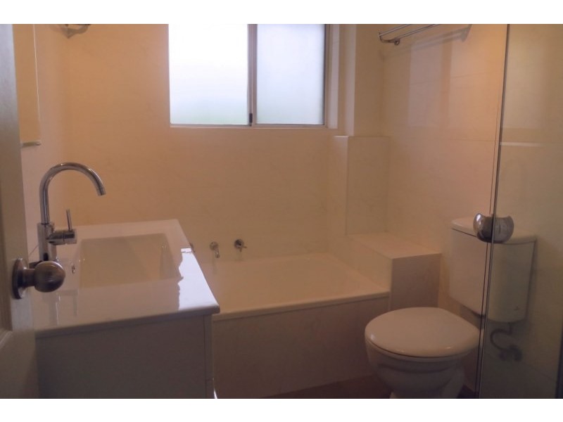 8/207 Waterloo Road, Marsfield NSW 2122