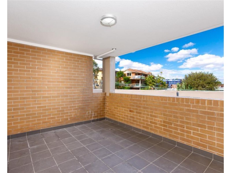 13/10-12 Ethel Street, Eastwood NSW 2122