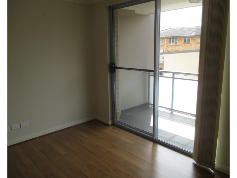 13/10-12 Ethel Street, Eastwood NSW 2122