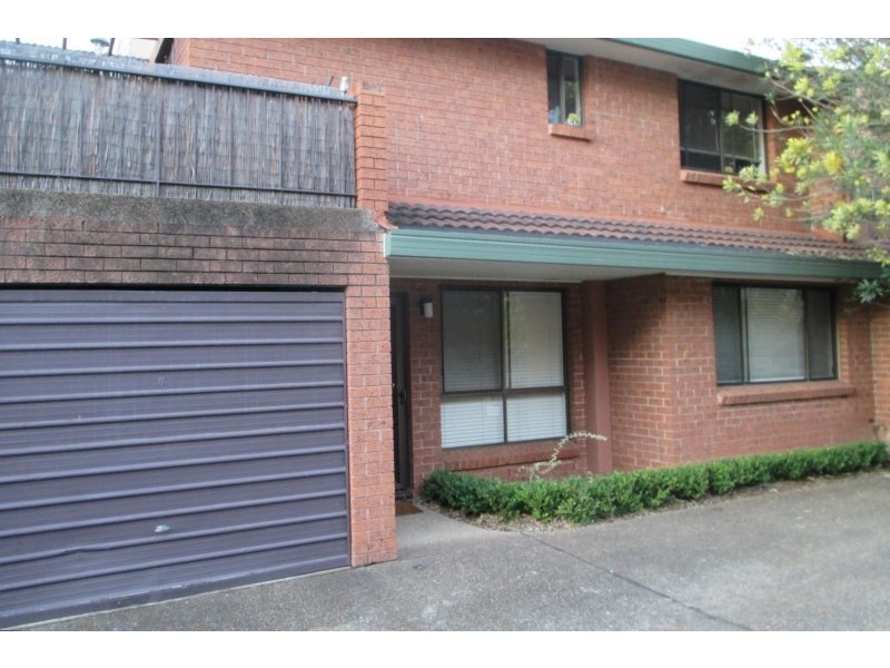 8/9 Busaco Road, Marsfield NSW 2122