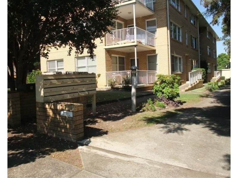2 Surrey Street, Epping NSW 2121