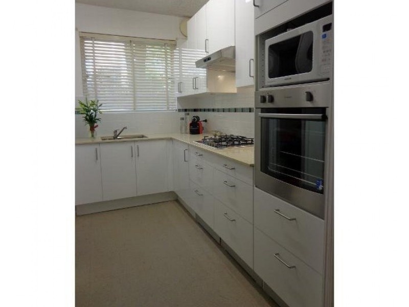 2 Surrey Street, Epping NSW 2121