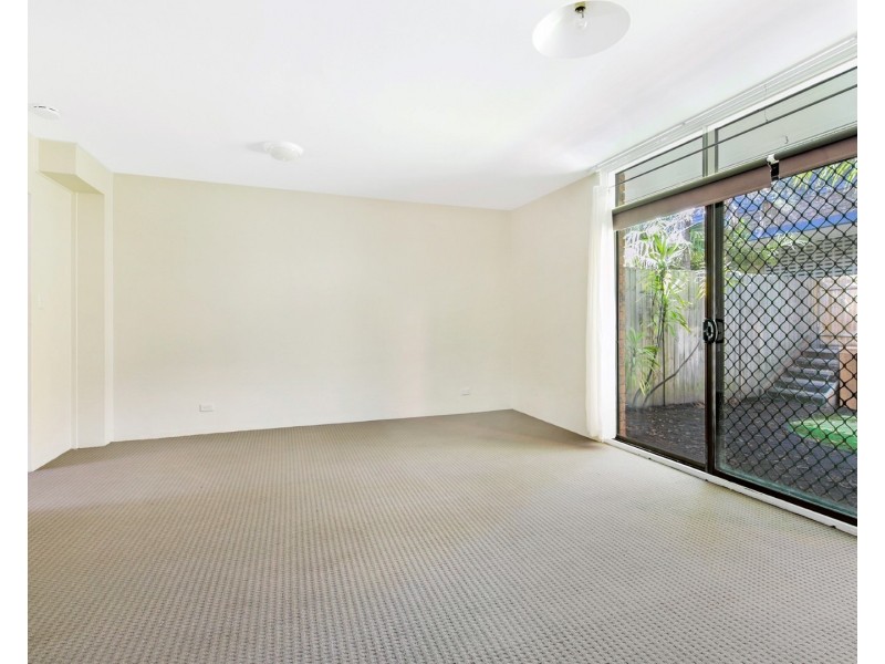 18/13 Busaco Road, Marsfield NSW 2122