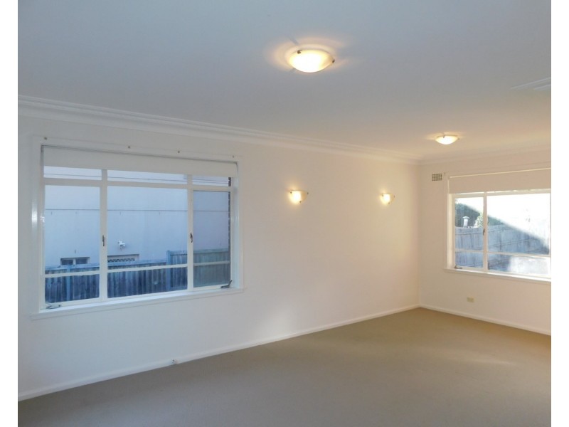 8 Barellan Avenue, Carlingford NSW 2118