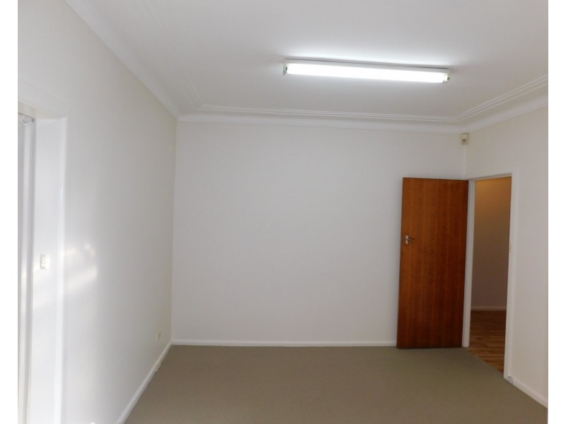 8 Barellan Avenue, Carlingford NSW 2118