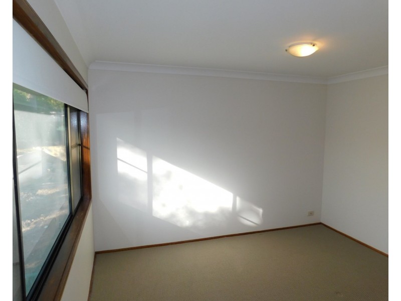 8 Barellan Avenue, Carlingford NSW 2118