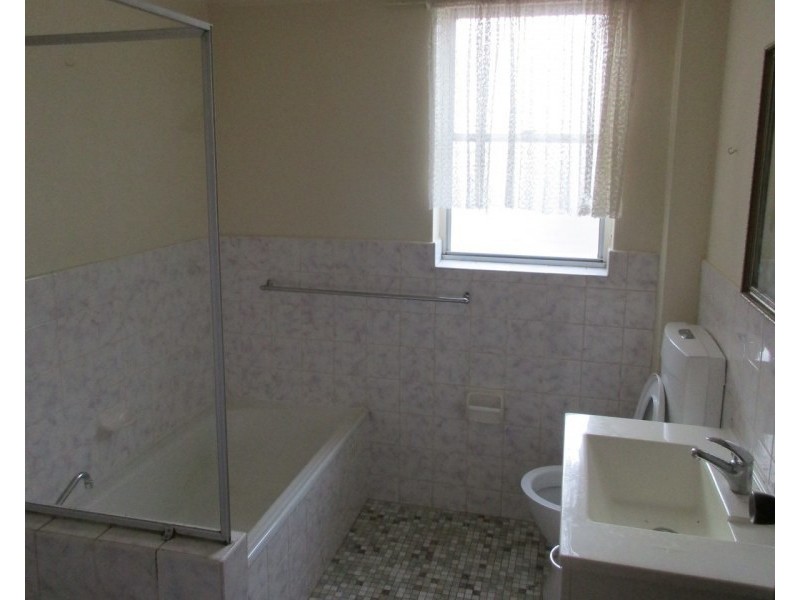 1/2 First Avenue, Eastwood NSW 2122