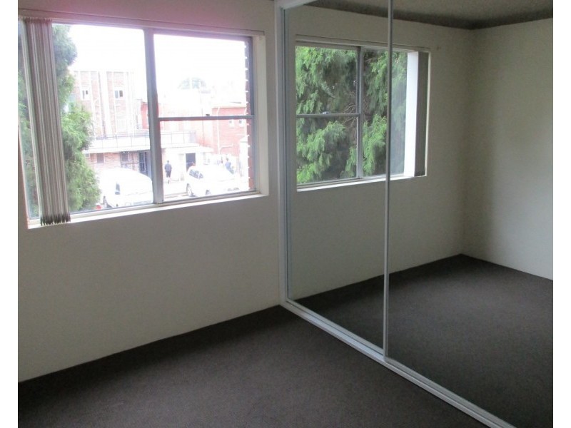 1/2 First Avenue, Eastwood NSW 2122