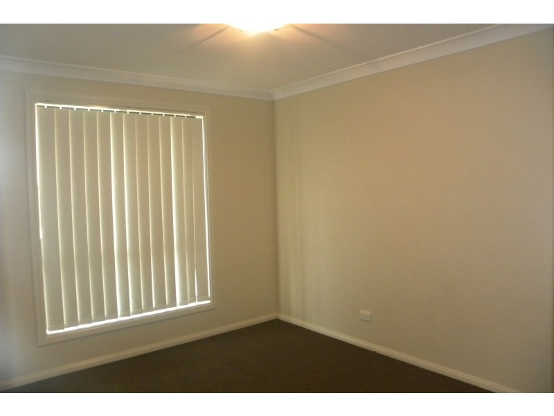 7 Hambrook Place, Young NSW 2594