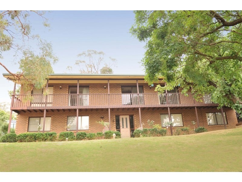 173 William Street, Young NSW 2594