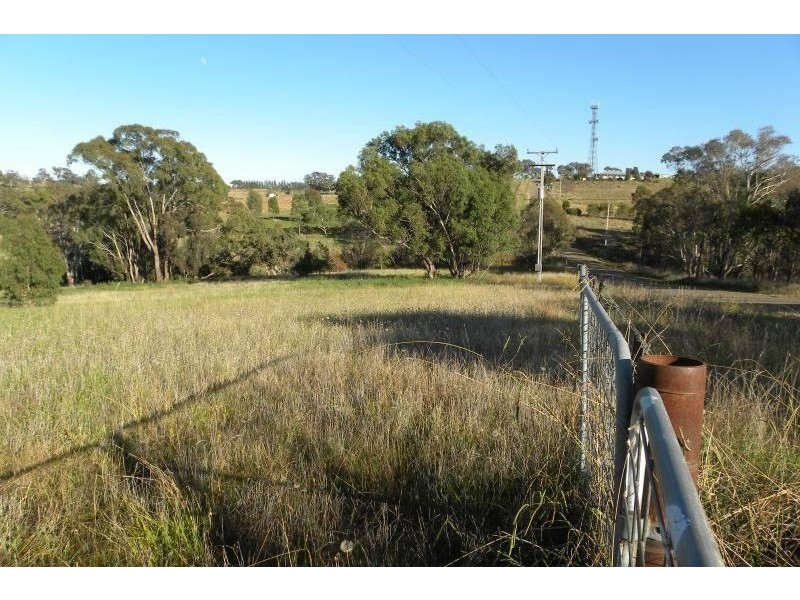50 Donges Road, Young NSW 2594