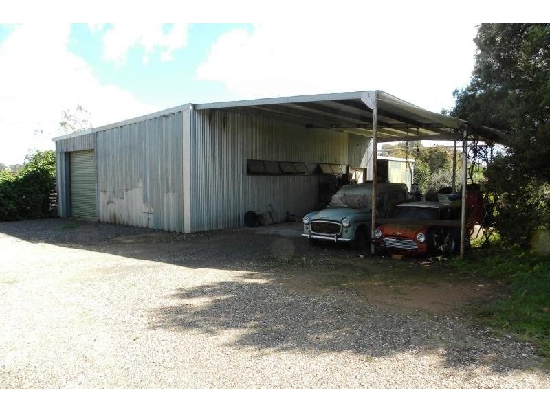 30 Kellys Road, Young NSW 2594