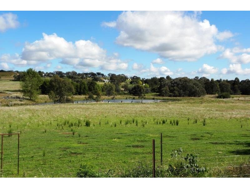 30 Kellys Road, Young NSW 2594