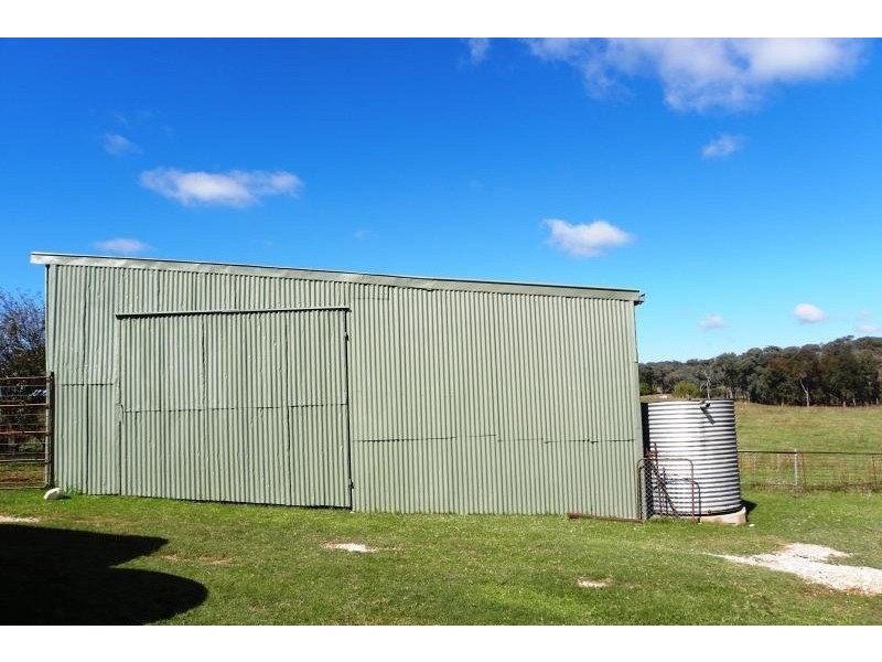 30 Kellys Road, Young NSW 2594
