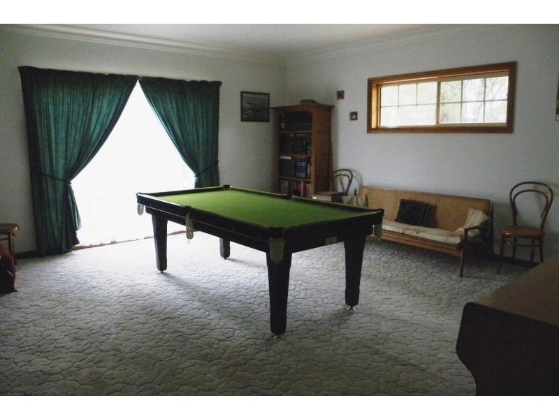 30 Kellys Road, Young NSW 2594