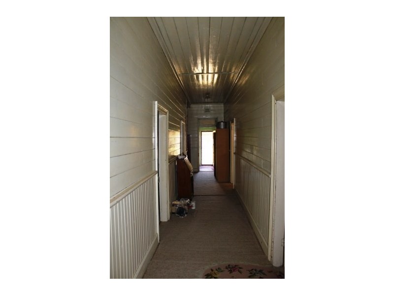 19 Wombat Street, Young NSW 2594